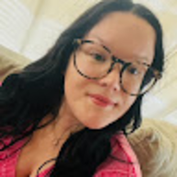 Meet your Posher, Chloe - Picture 1 of 1